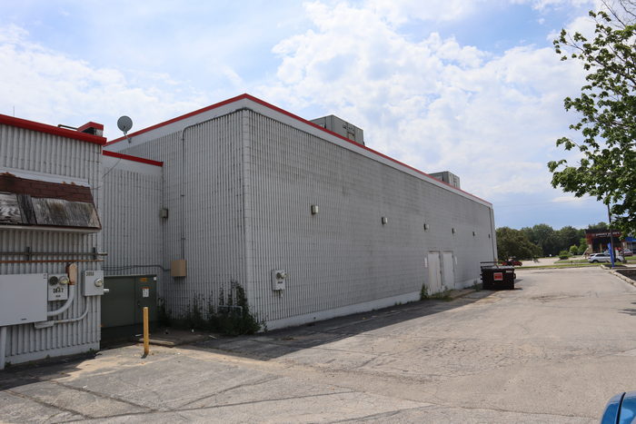 Plaza 1 & 2 Theatre - June 10 2022 Photo (newer photo)